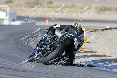 media/Feb-03-2024-SoCal Trackdays (Sat) [[767c60a41c]]/2-Turn 11 (10am)/